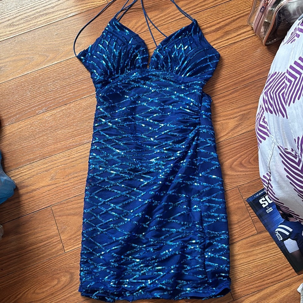 Homecoming dress from Van Maur! Blue and Sparkly, size large!